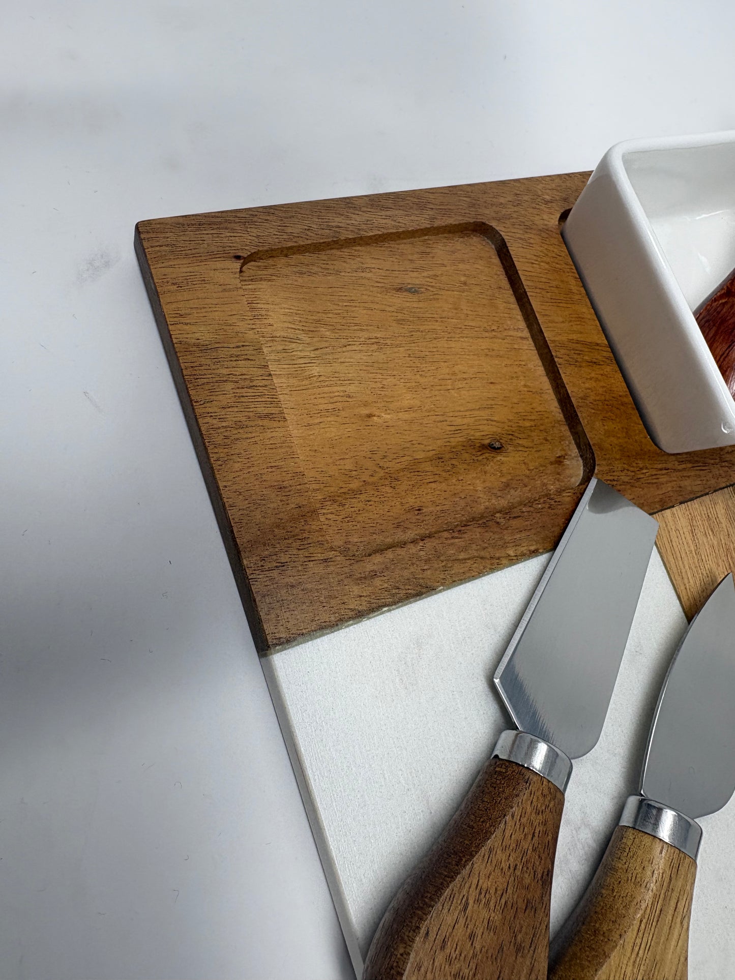 Buffalo HOME Charcuterie Board Set